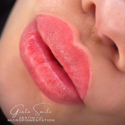 Lūpu pamatprocedūra - aquarelle lips